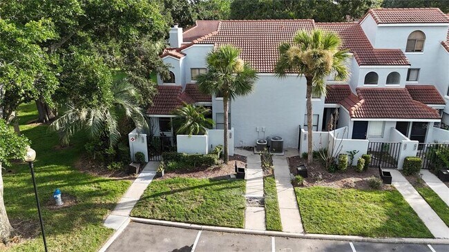 Building Photo - 4702 Sutton Terrace
