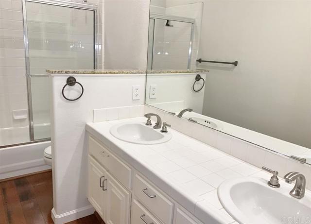 Building Photo - 1569 Cormorant Dr