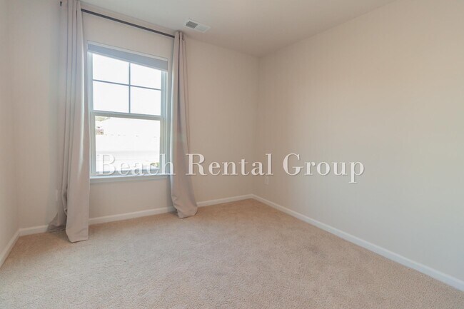 Building Photo - 132 Teddy Bear Lp