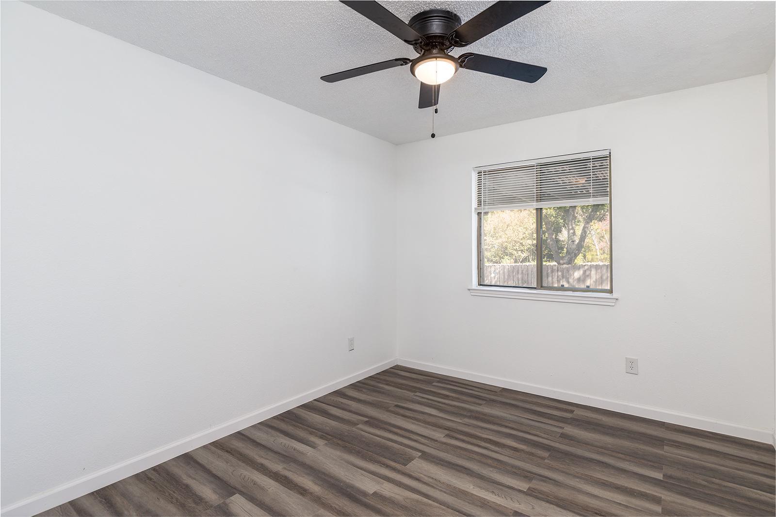 Building Photo - 11135 Quail Pass