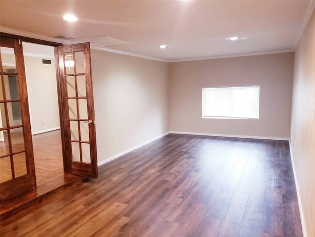 Building Photo - 3309 San Marcus Ave