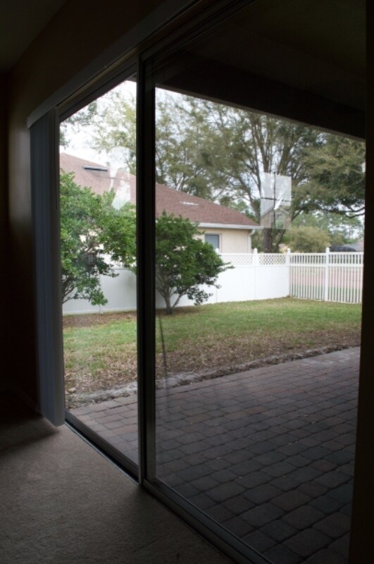 Building Photo - 6220 Hedgesparrows Ln