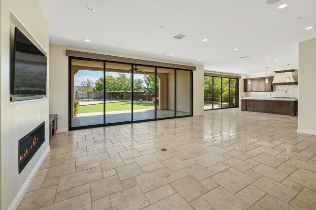 Building Photo - 15899 Wadsworth Pl