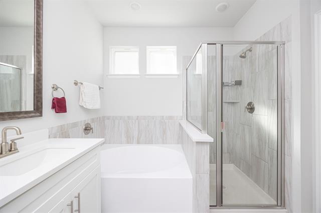 Building Photo - 11619 Chepstow Crescent Ct