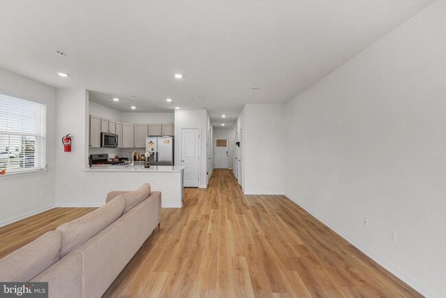 Building Photo - 39 Nelsons Wy