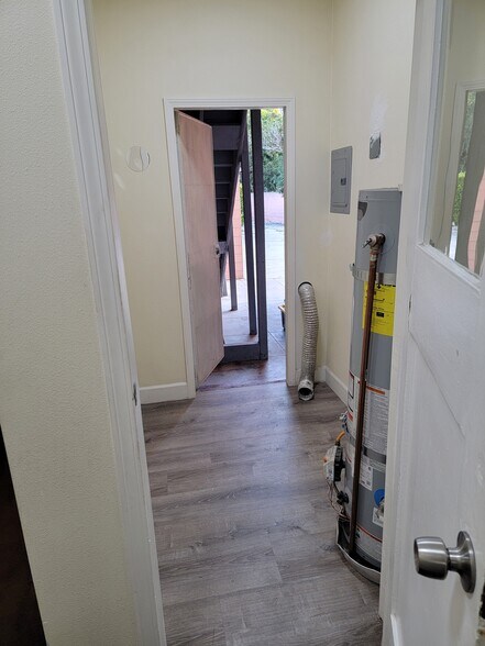 Building Photo - 3837 W 27th St