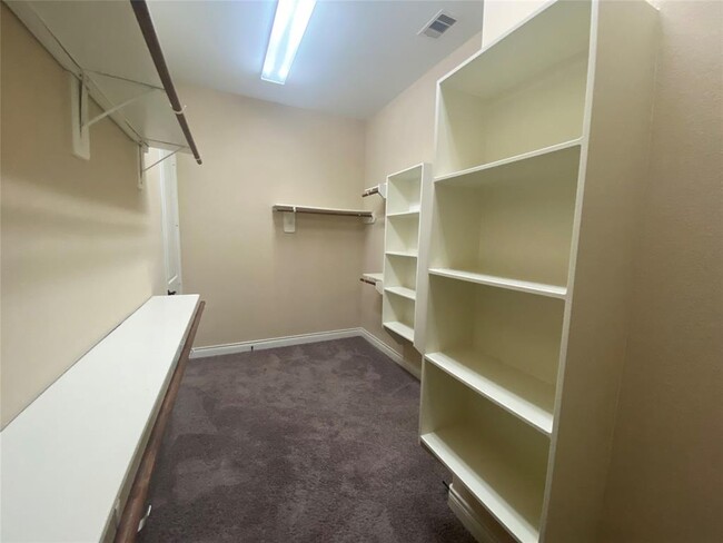 Building Photo - 23302 Preserve Bend Cir