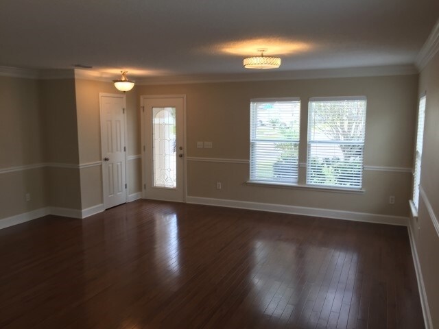 Building Photo - 1194 Dawn Creek Ct