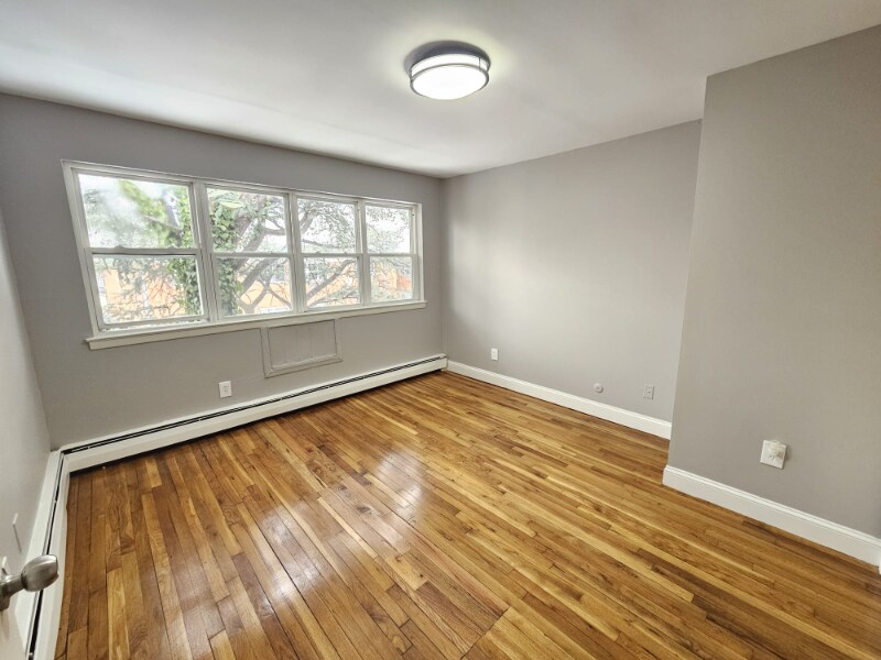 Building Photo - 363 Park Ave