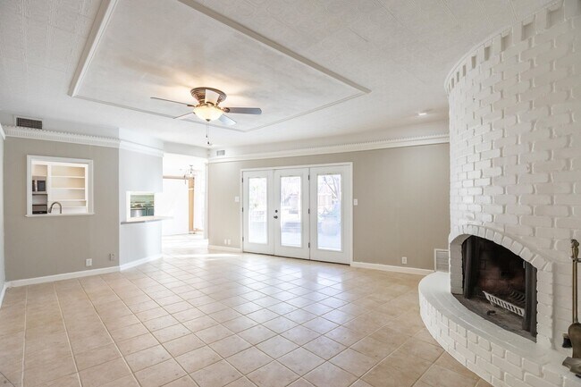 Building Photo - 3/2/2 READY TO RENT! Near ACU; ALL APPLIANCES PROVIDED