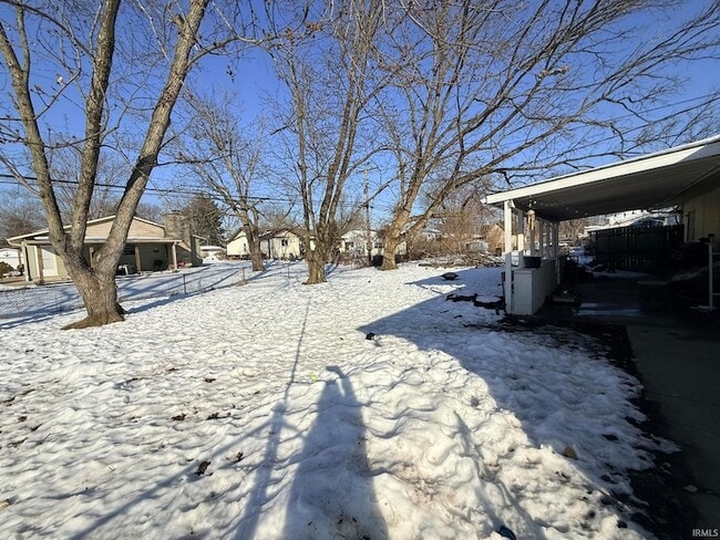 Building Photo - 640 S Curry Pike