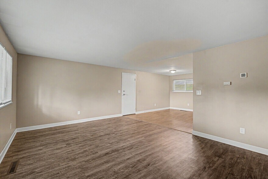 Building Photo - 4606 Winchester Dr