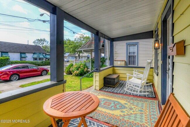 Building Photo - 13 Pilgrim Pathway