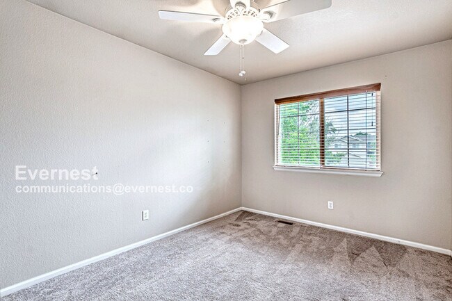 Building Photo - 13087 Race Ct