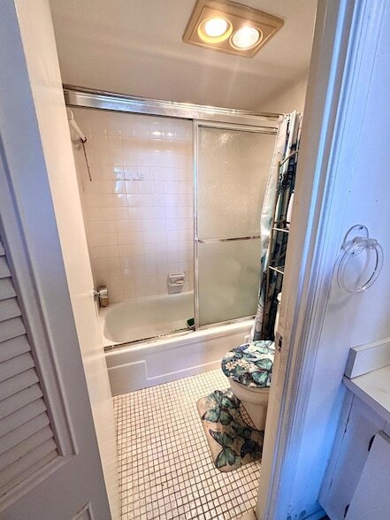 Building Photo - 9440 Poinciana Pl