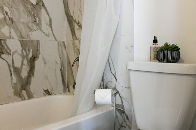 Building Photo - 3254 Upas St