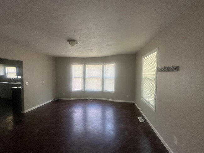 Building Photo - Spacious 4-Bedroom Home Near Northtown Mall