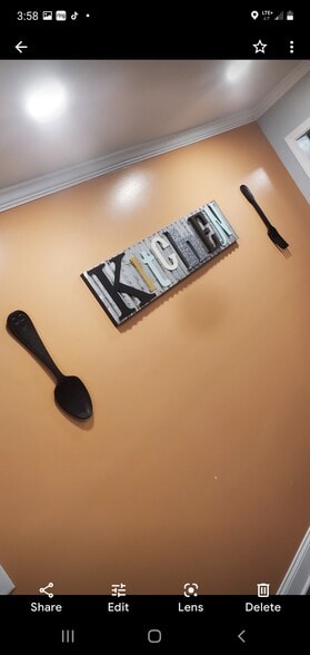 Kitchen wall - 818 Lee Andrews Ave SE