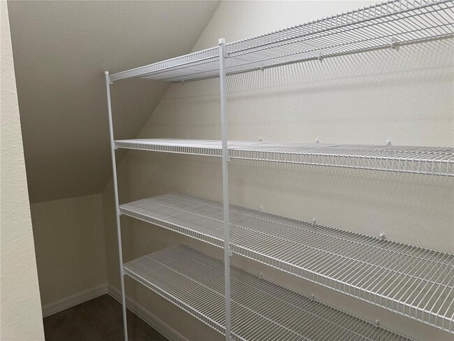 Building Photo - 4561 Small Creek Rd