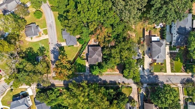 Building Photo - 2238 Ridgedale Rd NE