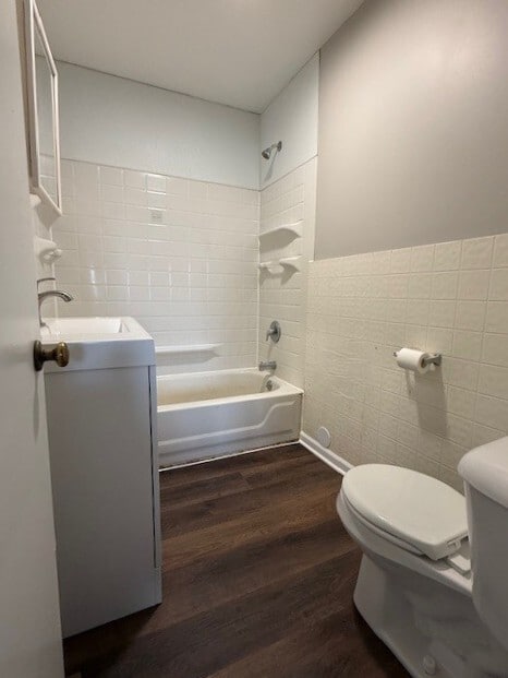 Building Photo - 707 Green Ridge Ave