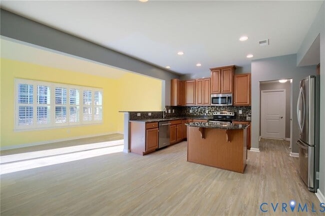 Building Photo - 5436 Burlington Ct