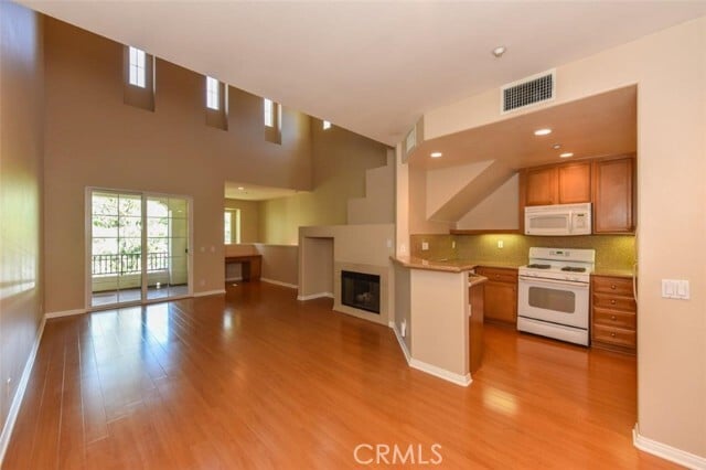 Building Photo - 306 Dewdrop