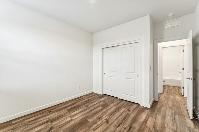 Building Photo - 8276 W Grey Alder Dr