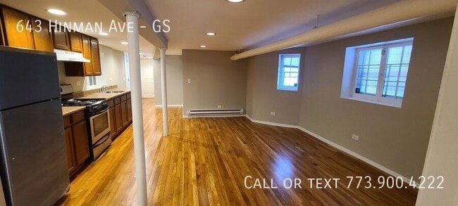 Building Photo - 643 Hinman Ave