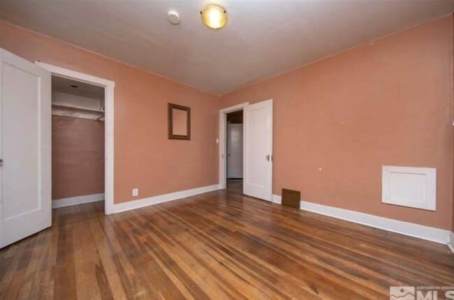 Building Photo - 308 College Ct