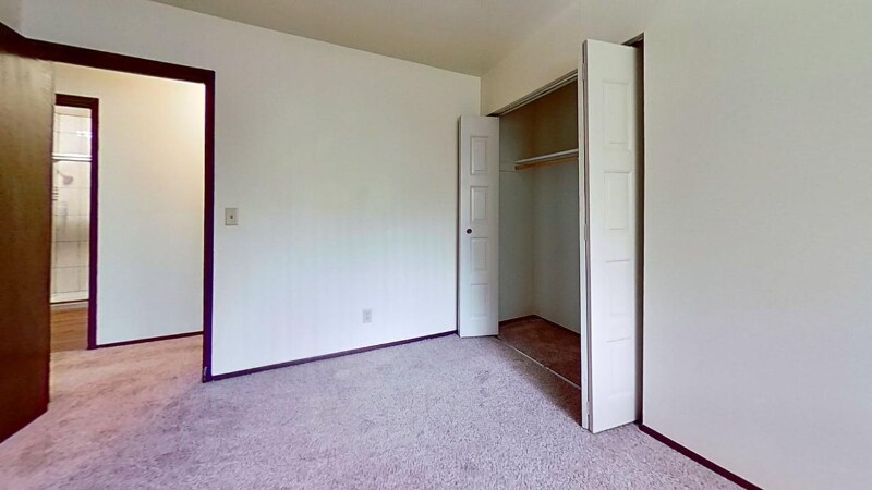 Building Photo - 200 Williamsburg Dr