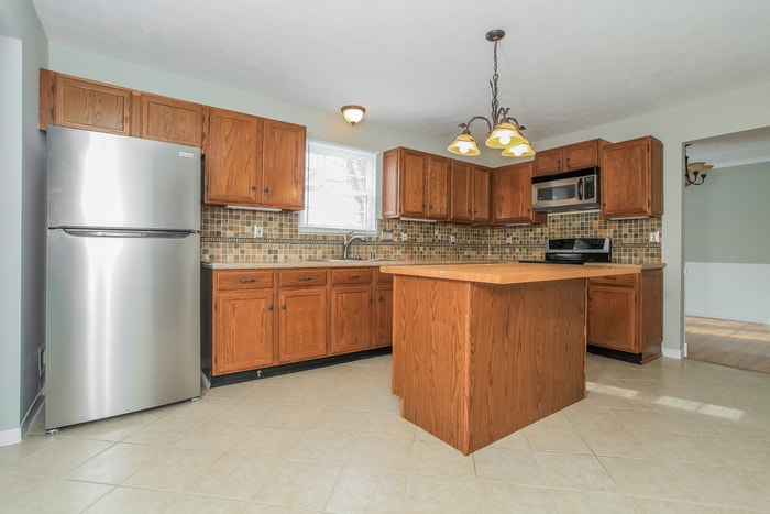 Building Photo - 300 Mulberry Meadows Ct