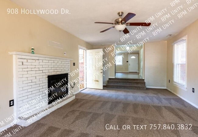 Building Photo - 908 Hollywood Dr