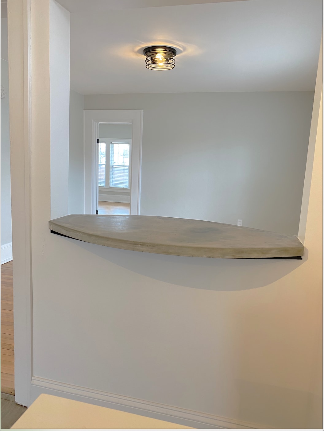 Passthrough bar - 618 Adams Street NE