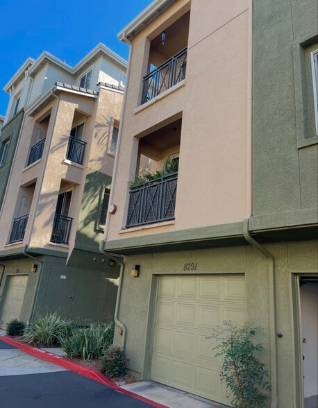 Building Photo - 8787 Tribeca Cir