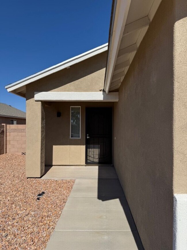 Building Photo - East- NEW BUILD 3 Bedroom rental homes!
