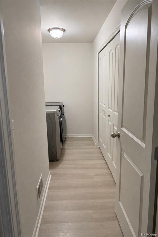 Building Photo - 51843 E Pointe Ln