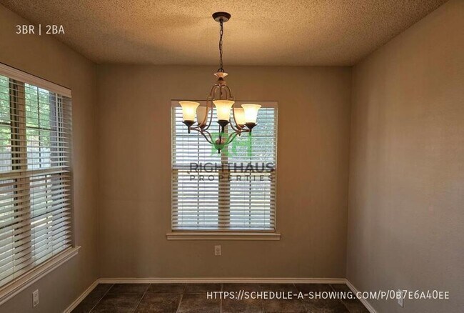 Building Photo - 9804 Ironton Ave