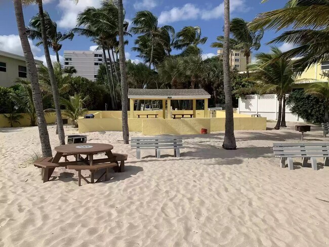 Building Photo - 1401 S Ocean Blvd