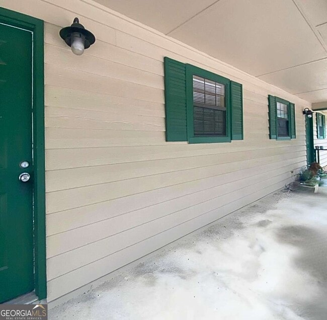 Building Photo - 200 West St