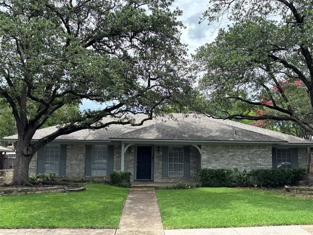 Building Photo - 7405 Alto Caro Dr