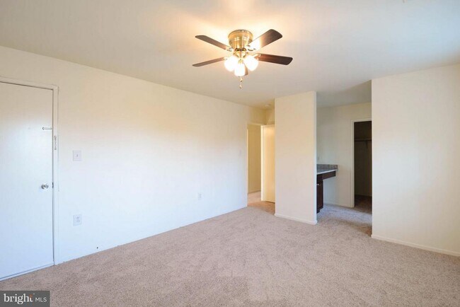 Building Photo - 7718 Lexton Pl