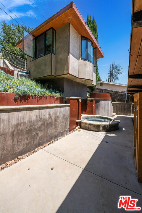 Building Photo - 22277 Buenaventura St