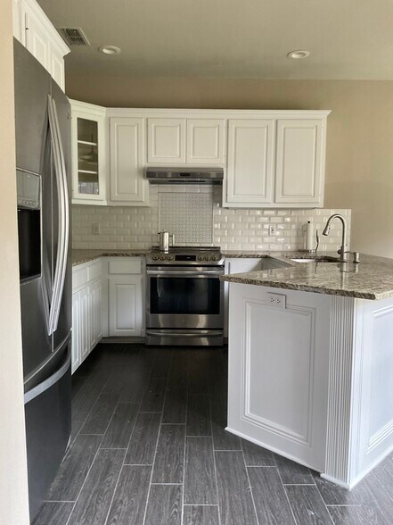 Building Photo - 7307 Moss Brook Dr