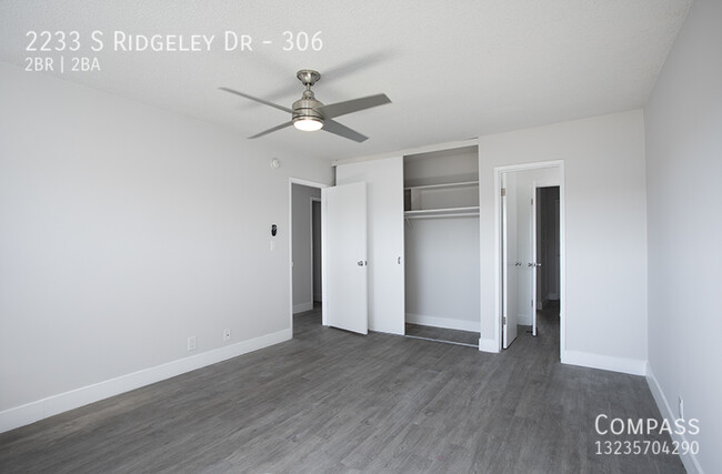 Building Photo - Mid - Century Cool! Slick Renovated  2BD/ ...