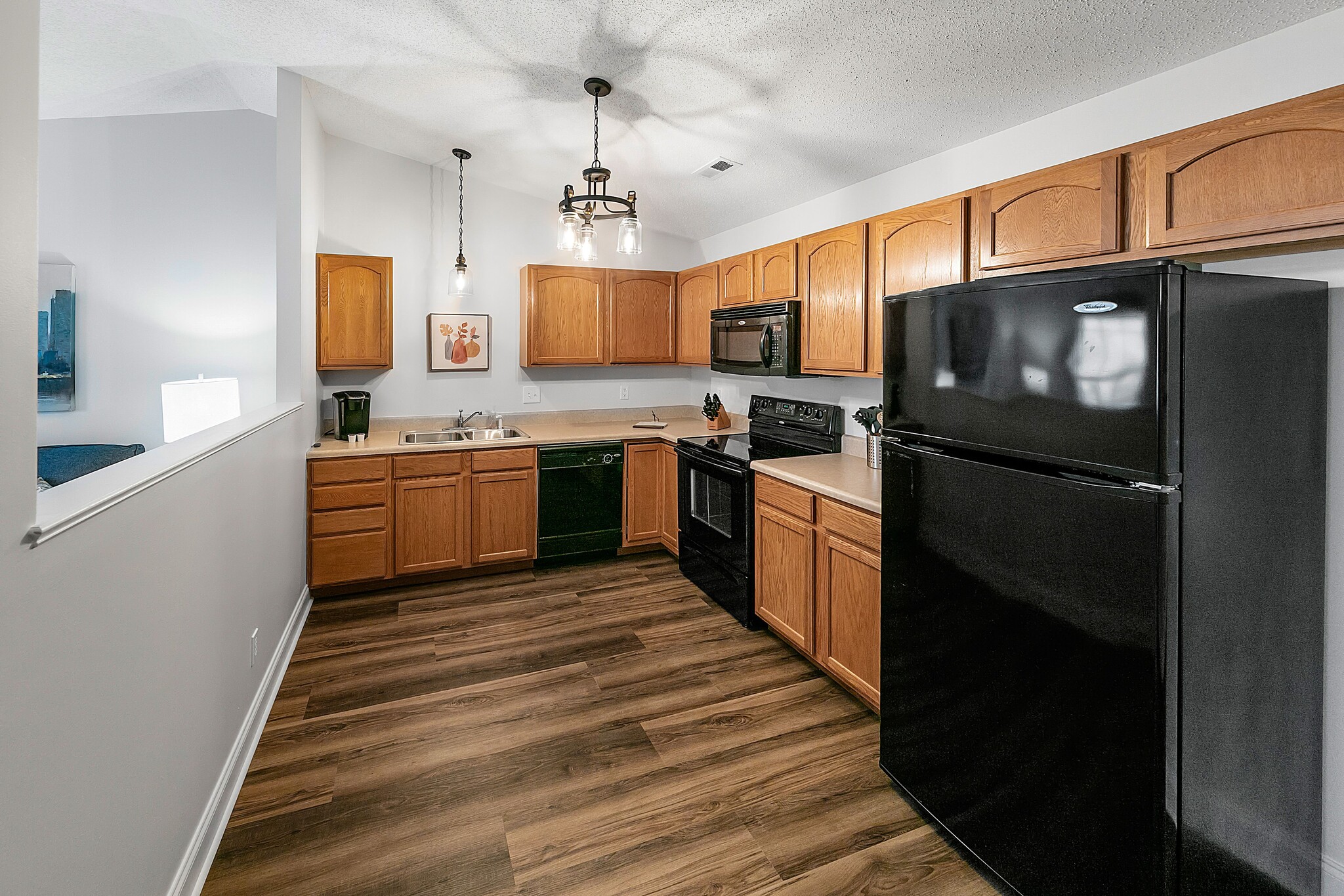 Building Photo - 3721 Willow Falls Way