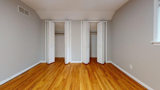 Building Photo - Maple Heights Area - 3 Bedroom Single Family Home