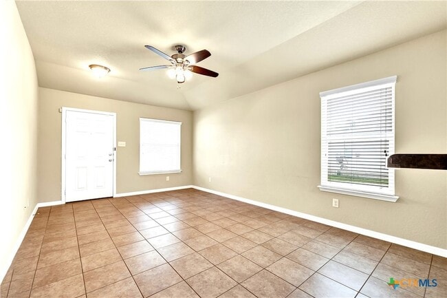 Building Photo - 1048 Lilac Wind