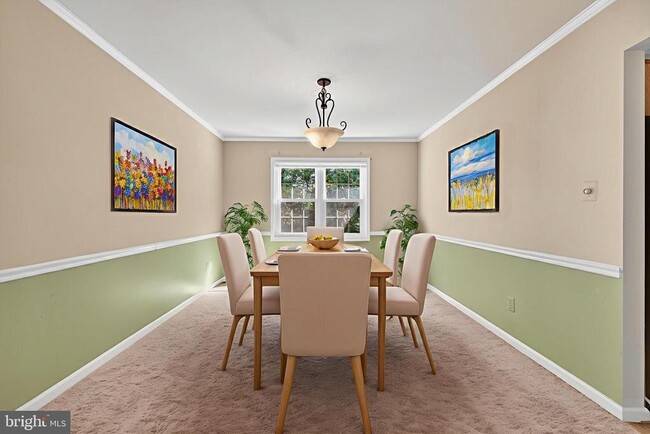 Building Photo - 8537 Hooes Rd