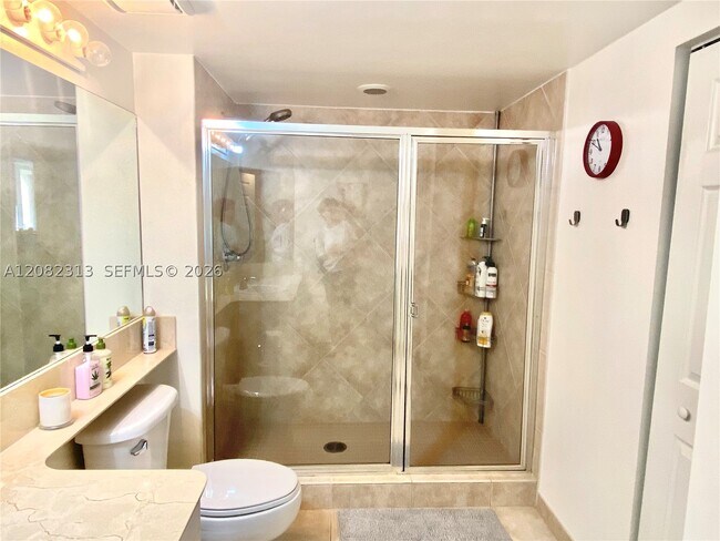 Building Photo - 2080 S Ocean Dr